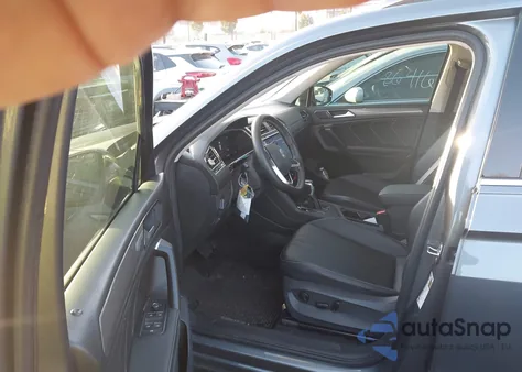 2023 Volkswagen Tiguan 2.0T Se from USA, damaged, VIN 3VVNB7AX2PM066613